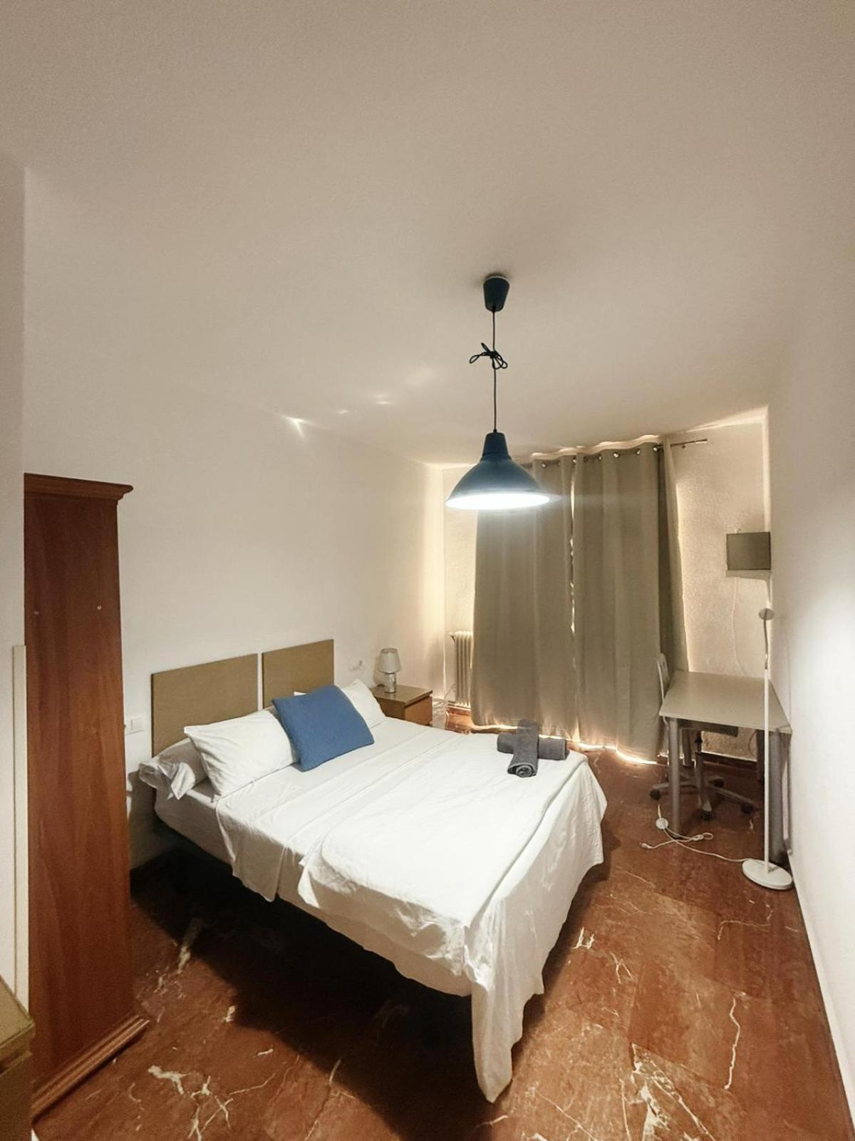 Habitaciones En El Centro De La Ciudad — Fotos 3